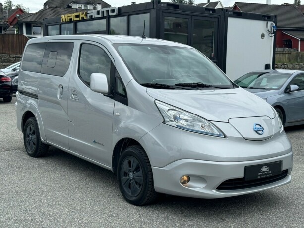 nissan-e-nv200-elektrisitet-2015-big-0