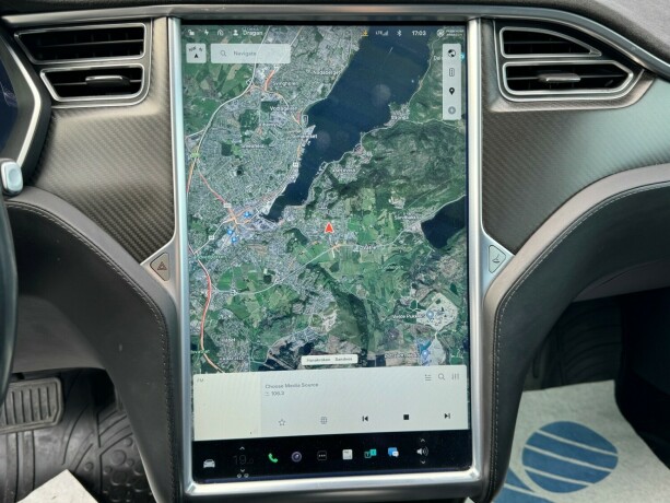 tesla-model-s-elektrisitet-2015-big-13