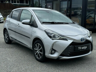 Toyota | Yaris | Elektrisitet+bensin | 2020