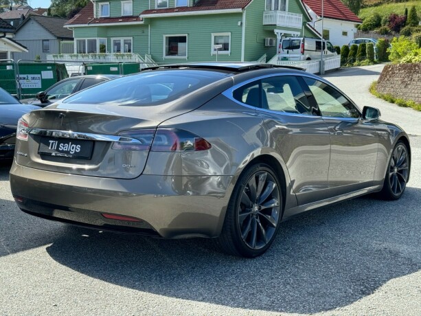 tesla-model-s-elektrisitet-2017-big-4