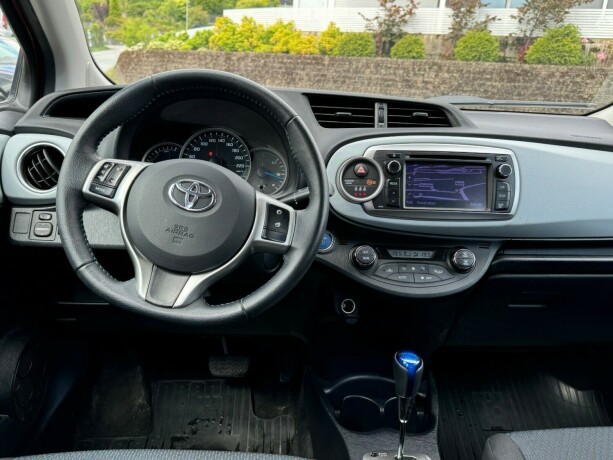 toyota-yaris-bensin-2014-big-8