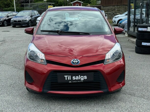 toyota-yaris-bensin-2014-big-1