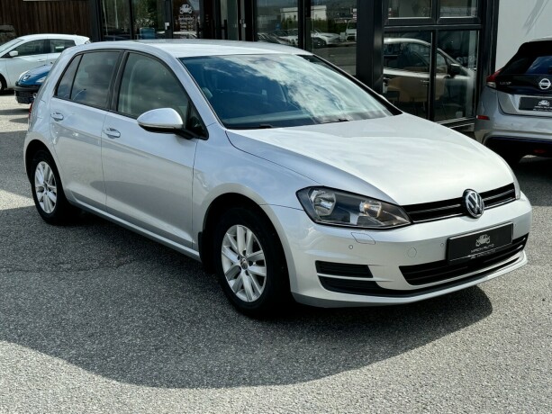 volkswagen-golf-bensin-2015-big-0