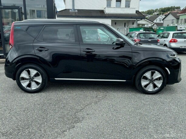 kia-soul-elektrisitet-2021-big-3