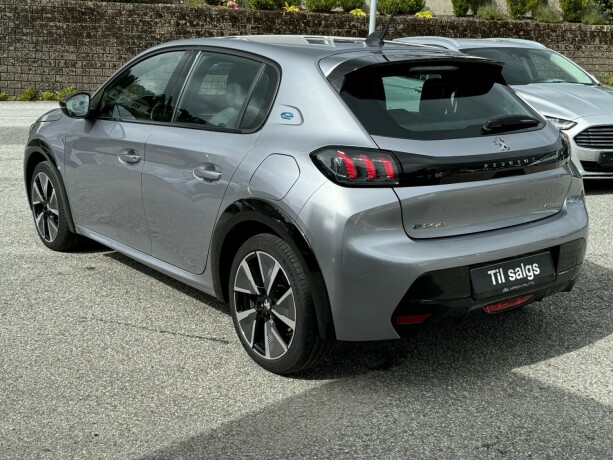 peugeot-208-elektrisitet-2021-big-5