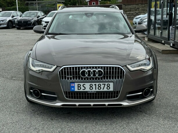 audi-a6-allroad-bensin-2013-big-1