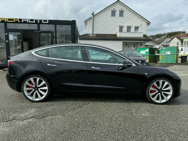 tesla-model-3-elektrisitet-2019-big-3