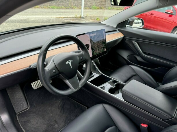 tesla-model-3-elektrisitet-2019-big-7