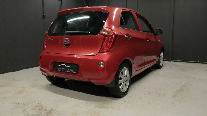 kia-picanto-bensin-2013-big-5