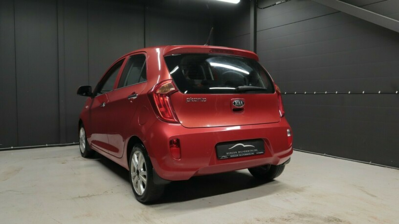 kia-picanto-bensin-2013-big-3