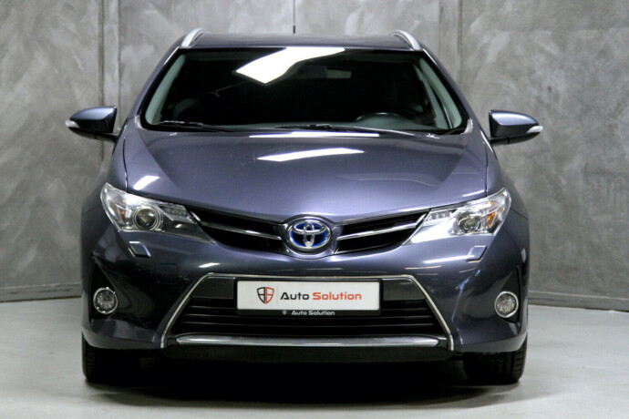 toyota-auris-bensin-2015-big-16