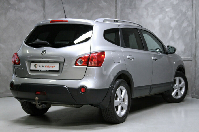 nissan-qashqai-2-bensin-2009-big-1