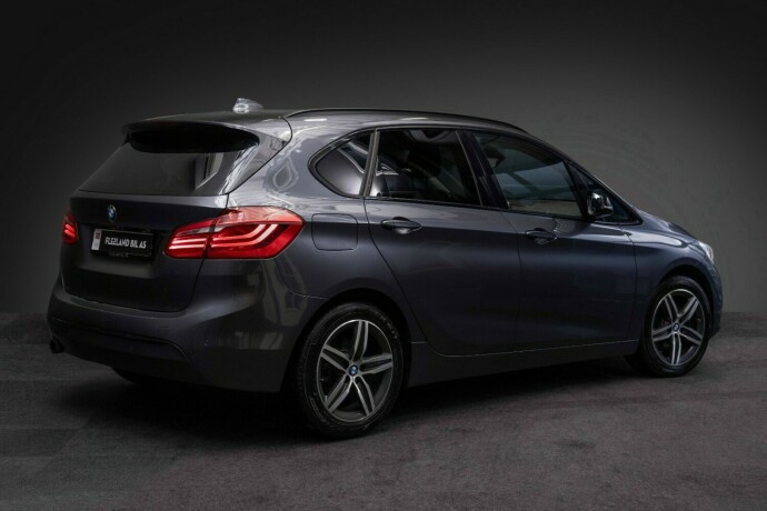 bmw-2-serie-bensin-2015-big-8