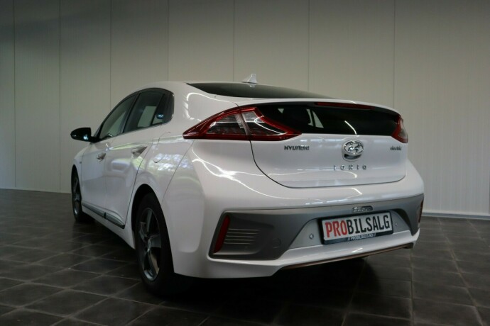 hyundai-ioniq-elektrisitet-2017-big-16