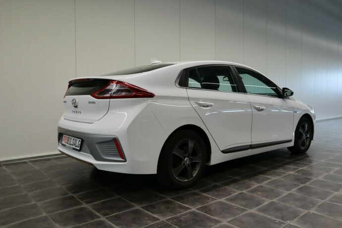 hyundai-ioniq-elektrisitet-2017-big-6