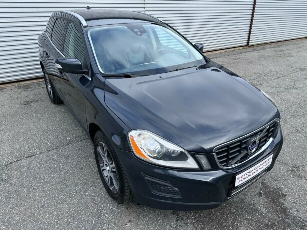 volvo-xc-60-diesel-2012-big-4