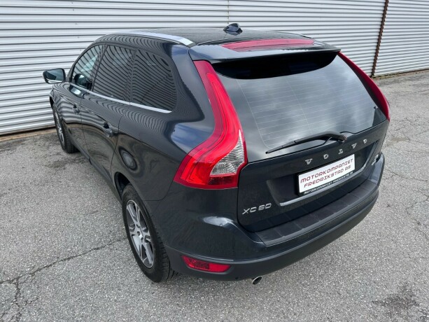 volvo-xc-60-diesel-2012-big-6