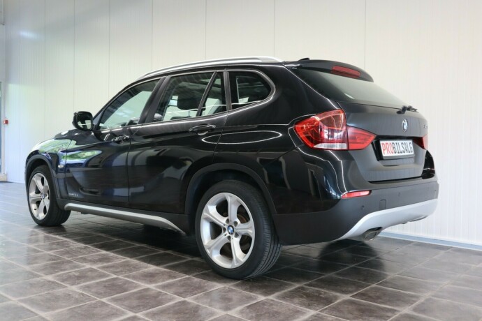 bmw-x1-diesel-2012-big-5