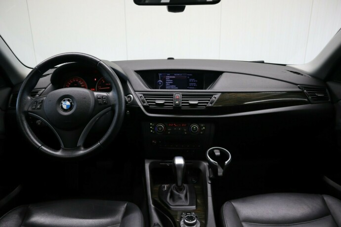 bmw-x1-diesel-2012-big-23