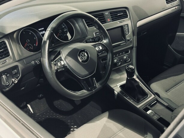 volkswagen-golf-diesel-2014-big-8