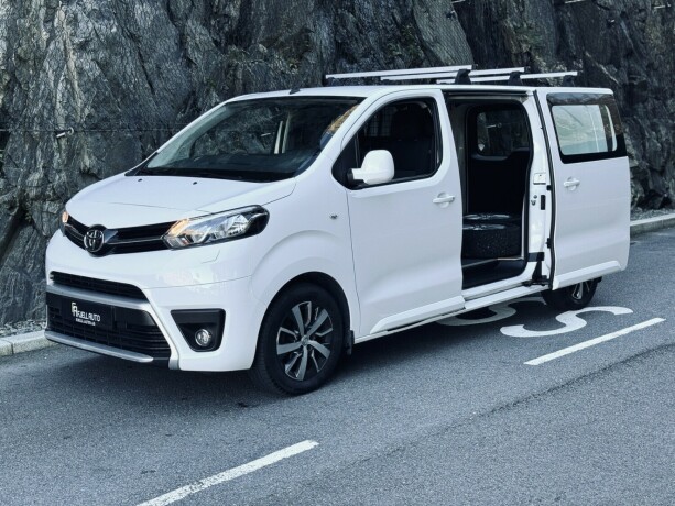 toyota-proace-diesel-2016-big-1