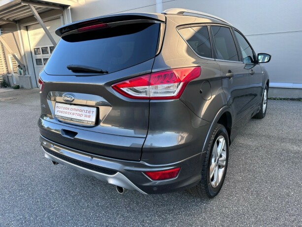 ford-kuga-diesel-2015-big-3