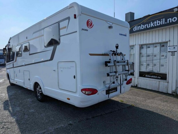 eura-mobil-il-725-qb-queensbed-senkeseng-automat-23-180hk-alde-vannbaren-varme-varmeveksler-topputgave-diesel-2018-big-4