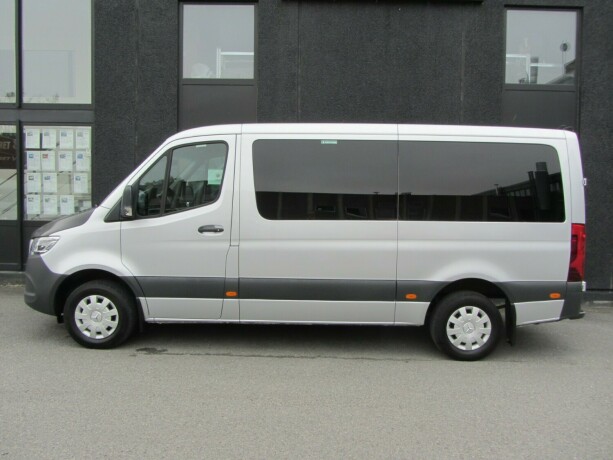 mercedes-benz-sprinter-diesel-2023-big-3