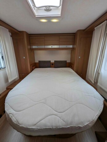 solifer-queensbed-senkeseng-automatgir-23-a48hk-alde-vannbaren-varme-diesel-2014-big-55