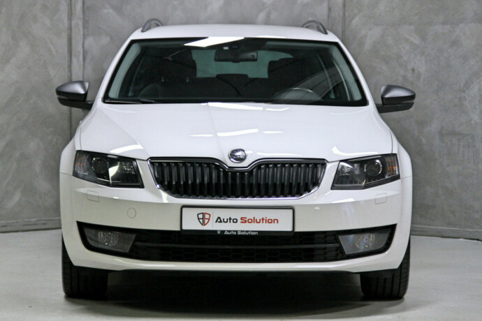 skoda-octavia-bensin-2014-big-19