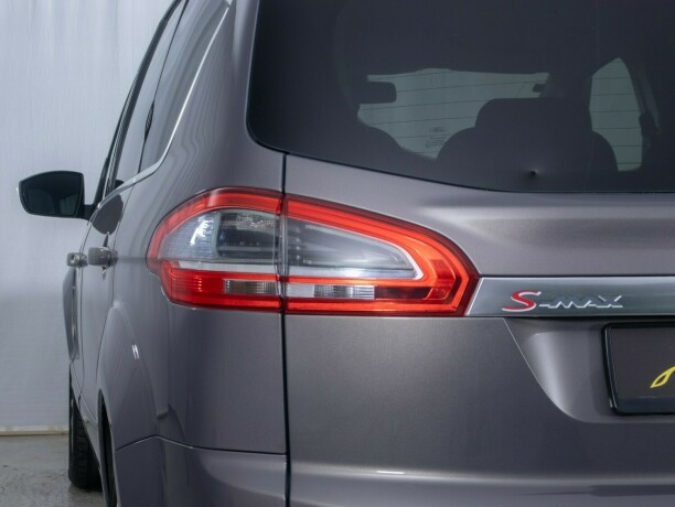 ford-s-max-diesel-2012-big-7