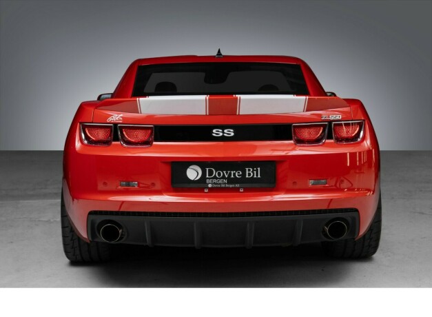 chevrolet-camaro-bensin-2010-big-12