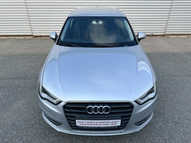 audi-a3-bensin-2013-big-5