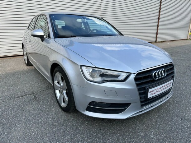 audi-a3-bensin-2013-big-1