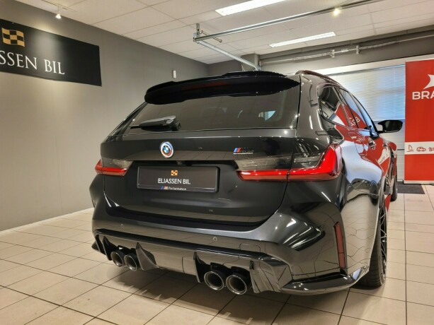 bmw-m3-bensin-2023-big-8