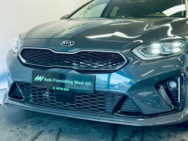 kia-ceed-elektrisitetbensin-2021-big-3