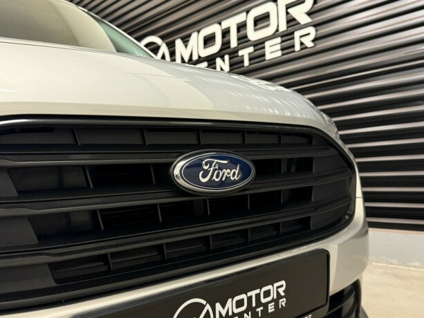 ford-transit-connect-bensin-2018-big-4