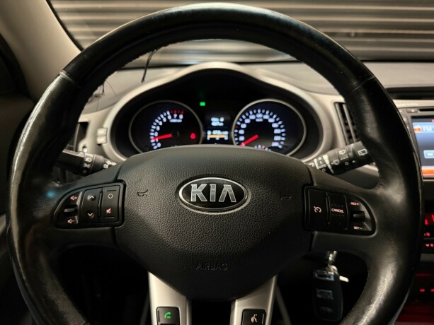 kia-sportage-bensin-2014-big-13