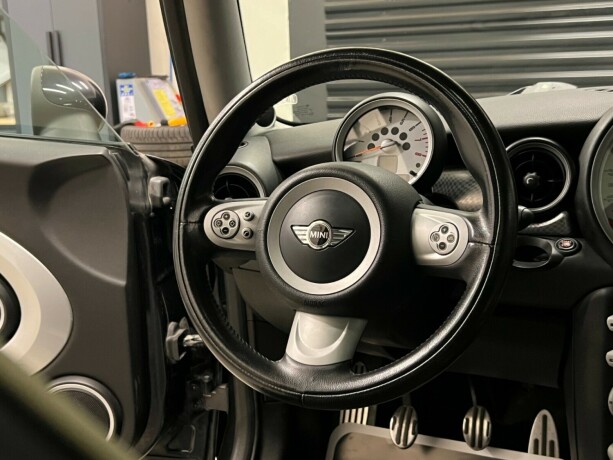 mini-cooper-s-bensin-2007-big-14