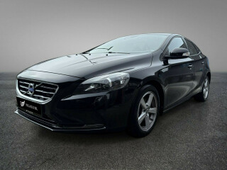 Volvo | V40 | Diesel | 2015