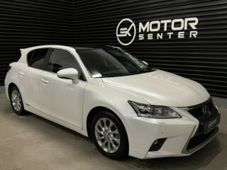 Lexus | CT200h | Elektrisitet+bensin | 2015