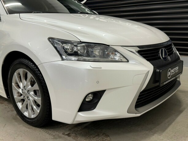 lexus-ct200h-elektrisitetbensin-2015-big-2