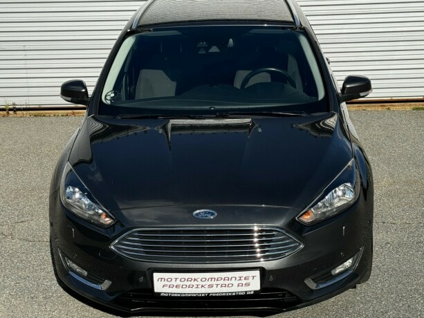 ford-focus-bensin-2016-big-9