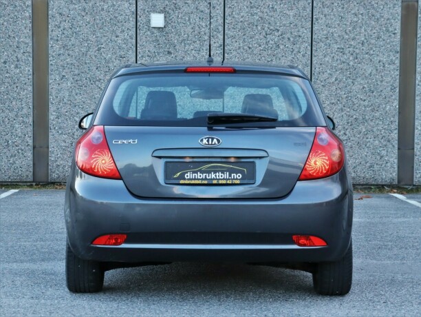 kia-ceed-diesel-2007-big-2