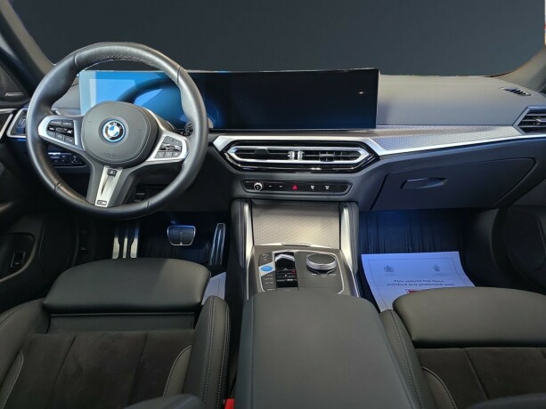 bmw-i4-elektrisitet-2024-big-17