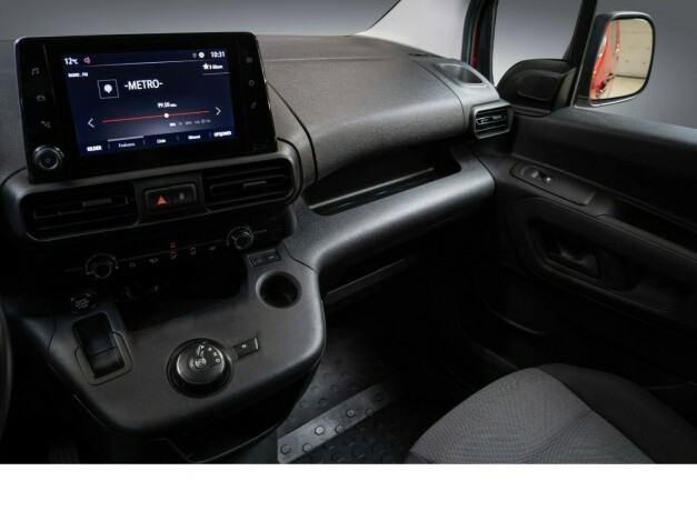 opel-combo-diesel-2021-big-14