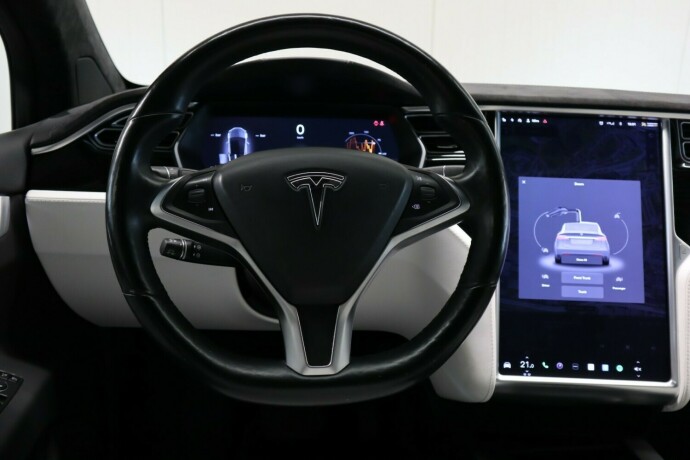 tesla-model-x-elektrisitet-2017-big-23