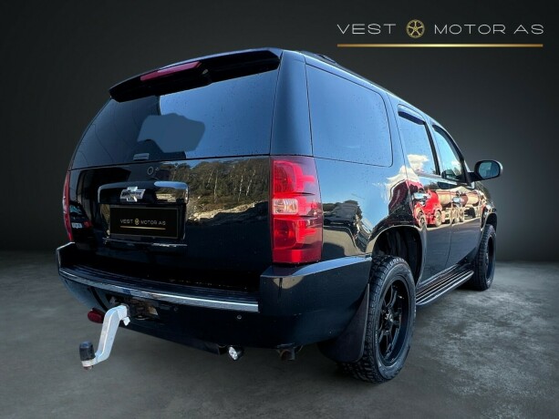 chevrolet-tahoe-gassbensin-2009-big-7