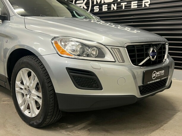 volvo-xc-60-diesel-2012-big-2