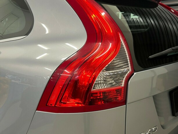 volvo-xc-60-diesel-2012-big-7